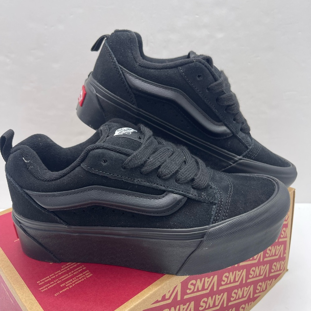 Vans WMNS Knu Stack
Black/Black
VN000CP6BKA Platform Sneakers - Picture 7 of 16